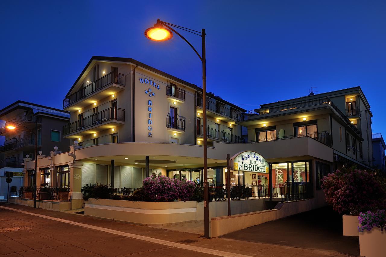 Hotel Bridge Bellaria-Igea Marina Exterior foto